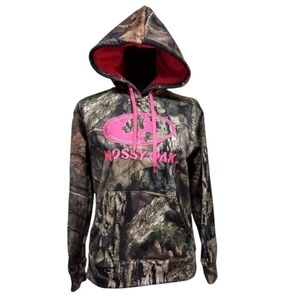 Mossy Oak camo hoodie with hot pink logo